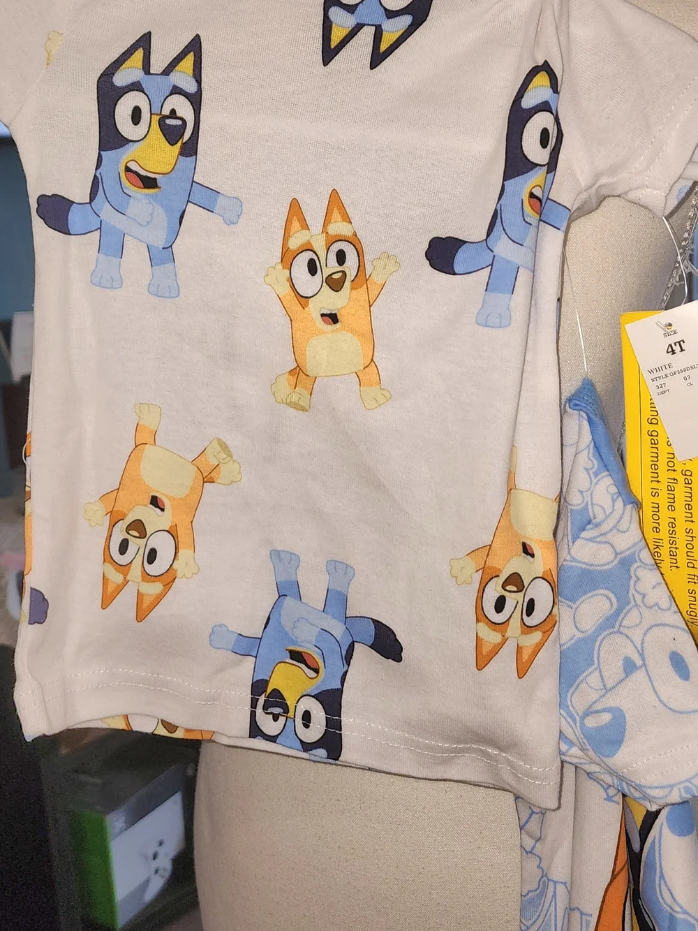 Bluey Kids Pajama Set - Blue & White Character Print Sz 4T NWT